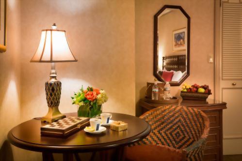 Our concierge team is happy to help you arrange a special amenity in your room, such as a colorful seasonal floral arrangement!